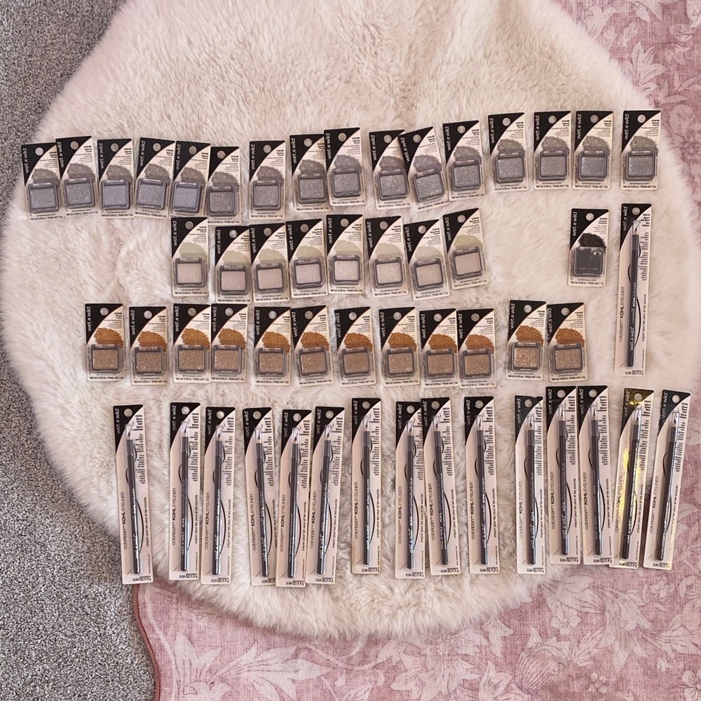 Wet n Wild Shimmering Eyeshadow and Eyeliner lot of makeup